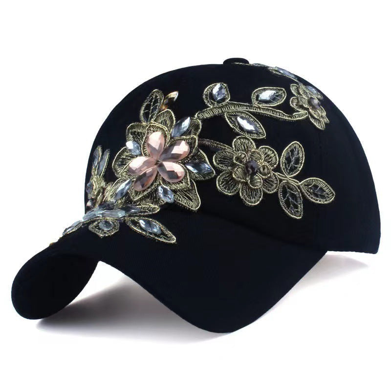 Fashionable Rhinestone-Studded Baseball Cap with Intricate Golden