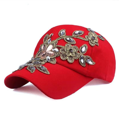 Fashionable Rhinestone-Studded Baseball Cap with Intricate Golden