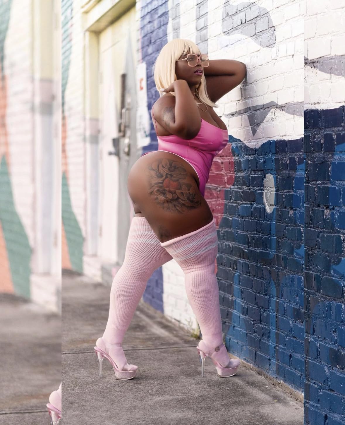 Plus Size Women's Extra Long Thigh High Stripes Socks