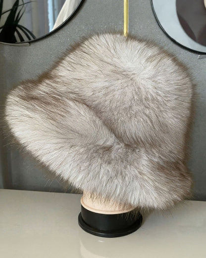 Stylish Wide-Brim Fox Fur Hat