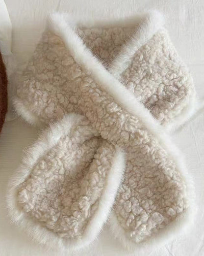 Lamb Wool Crisscross Snood Scarf