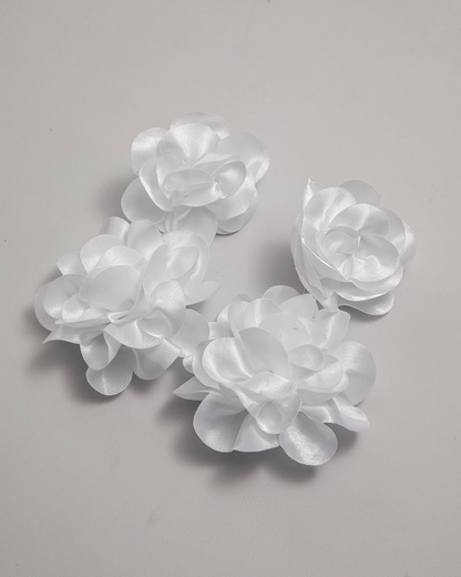 A Pair of Fashionable Polyester Large Flower Three-dimensional Artificial Flower Drop Earrings, Suitable for Women's Prom, Party, and as a Gift for Friends