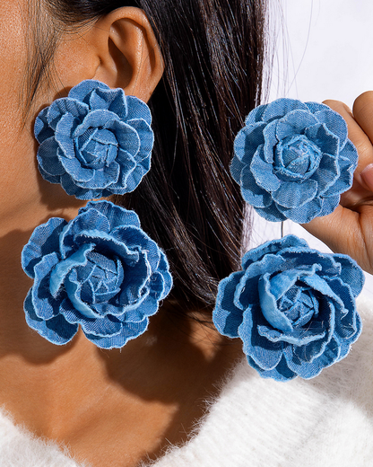 A Pair of Fashionable Polyester Large Flower Three-dimensional Artificial Flower Drop Earrings, Suitable for Women's Prom, Party, and as a Gift for Friends